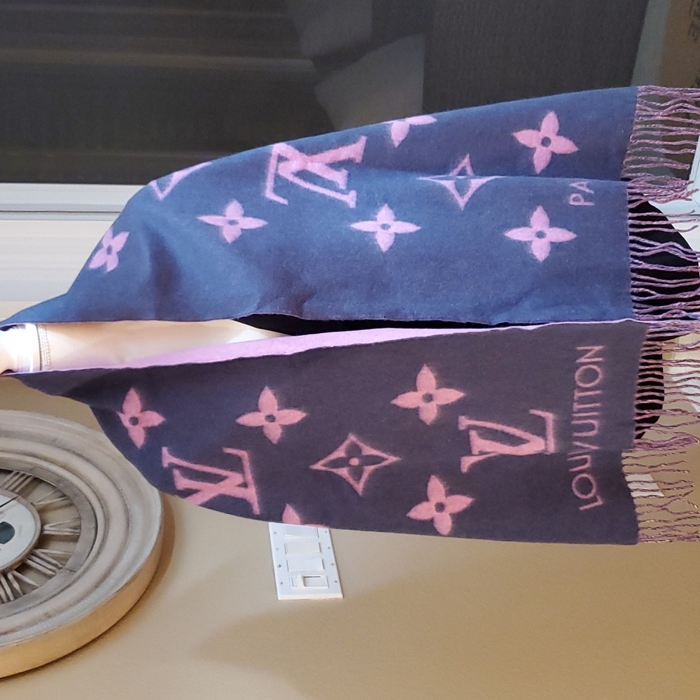 Louis Vuitton Cashmere Scarf
